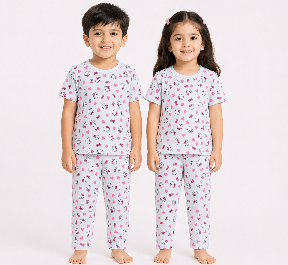 Kids Grey Hello Kitty Heart Print 2-Piece T-Shirt & Pajama Set