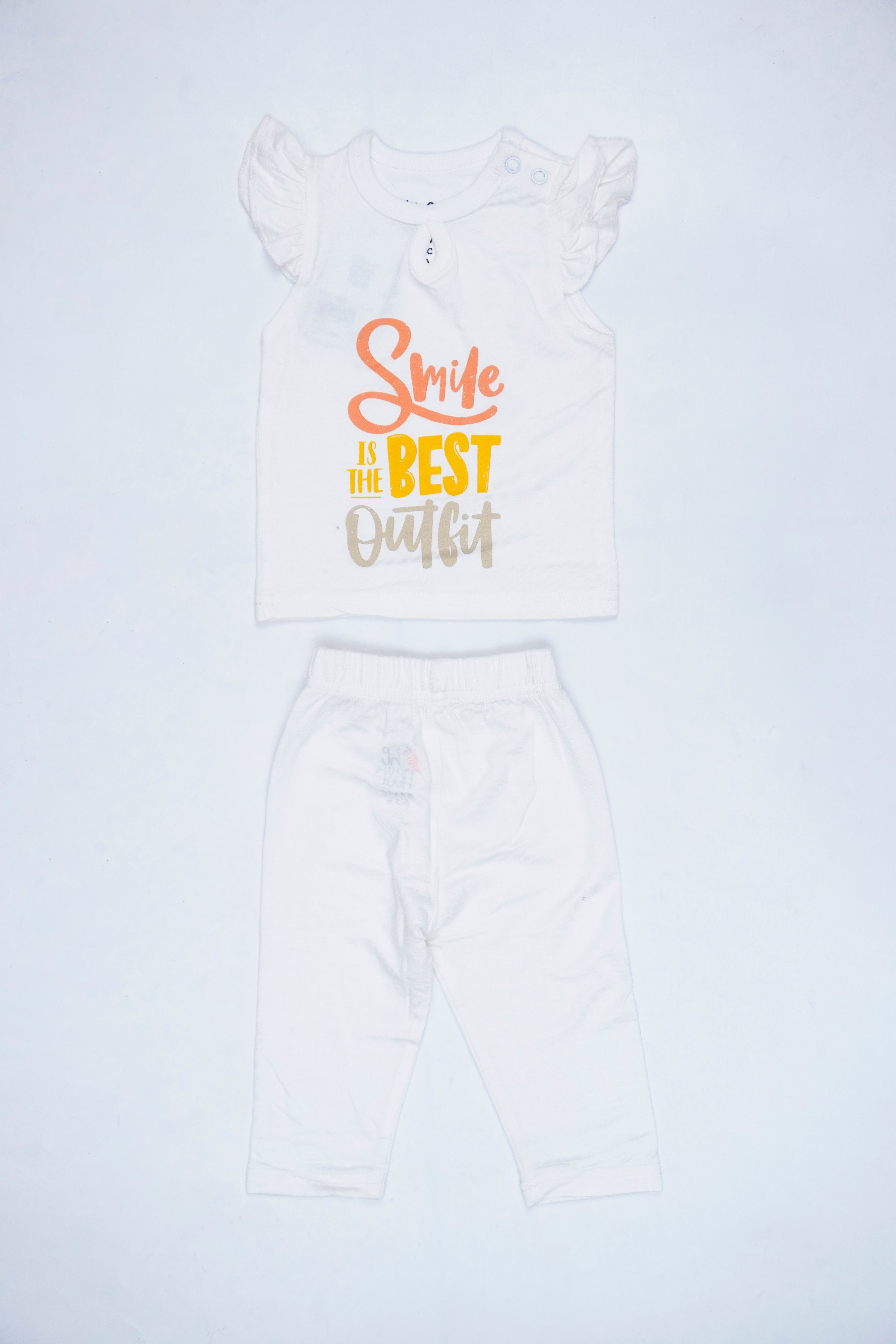 Just Smile – Nest Basic Frill T-Shirt & Pajama Set – White