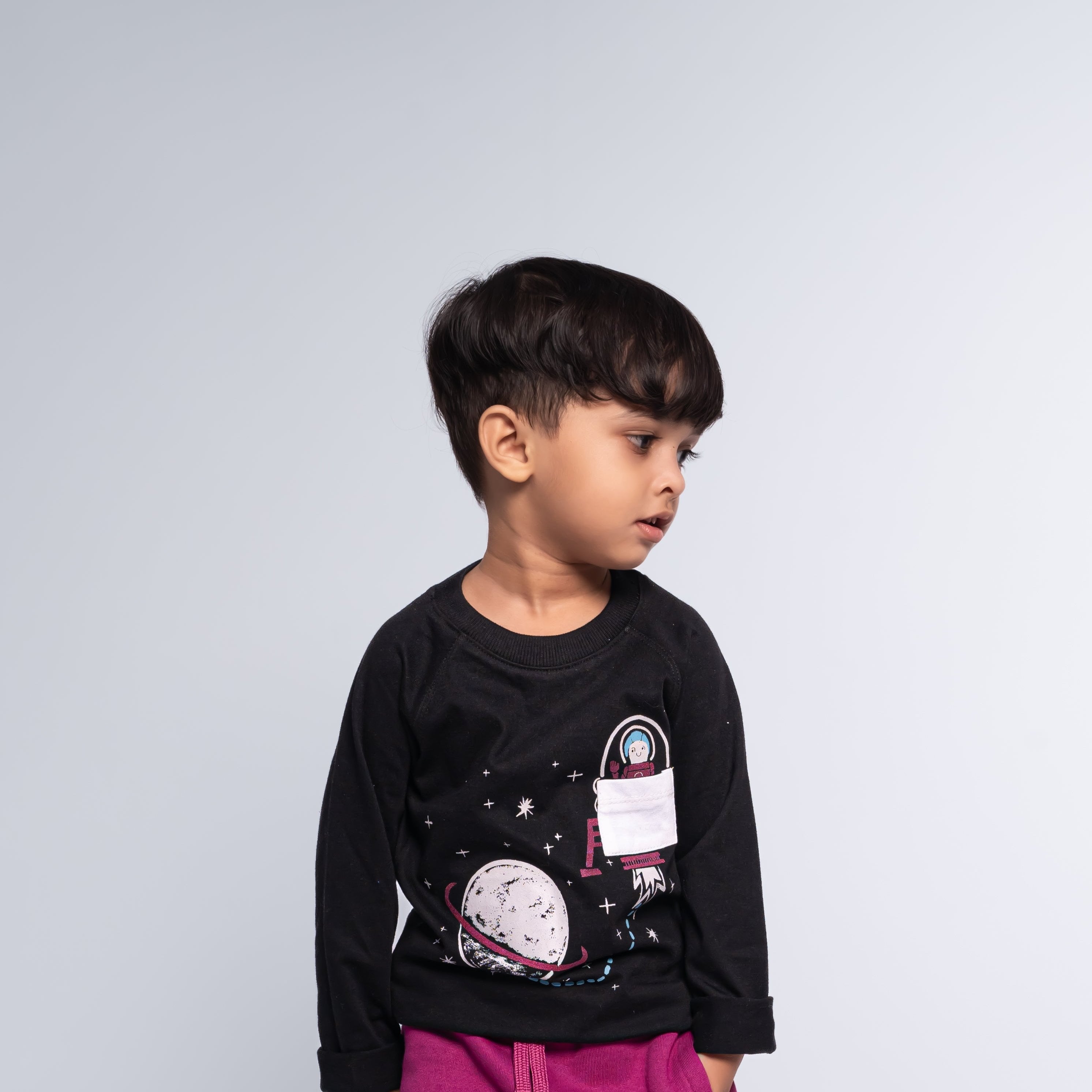 Need More Space Round Neck Sweatshirt - Black