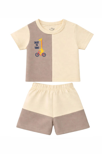 T-Shirt + Shorts Set: Premium Cotton-Blend "Enjoy the Today" Beige Casual Essentials